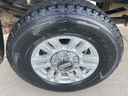 Used 2017 Ford F350 XLT image 23