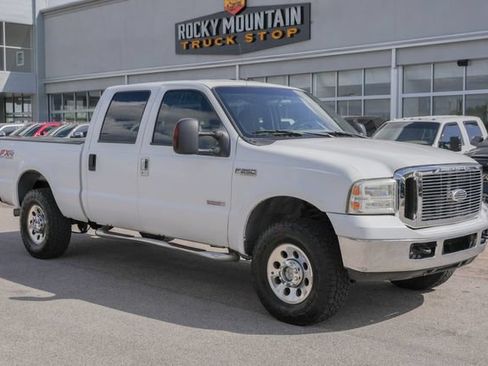 Used 2006 Ford F250 XLT AWD/4WD image 3
