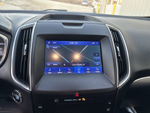 Used 2020 Ford Edge Titanium w/ Equipment Group 301A image 35