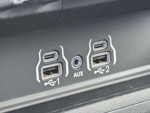New 2026 RAM 1500 Big Horn AWD/4WD image 6