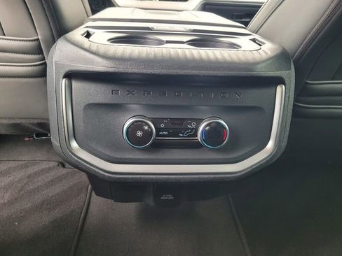 Certified 2025 Ford Expedition Active image 15