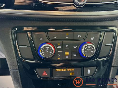 Used 2018 Buick Encore Essence AWD/4WD image 19