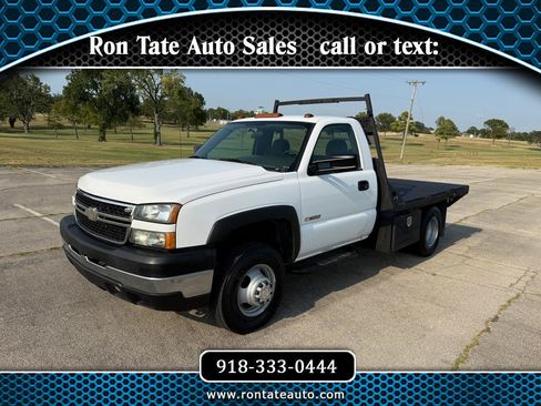 Used 2007 Chevrolet Silverado 3500 2WD Regular Cab image 1
