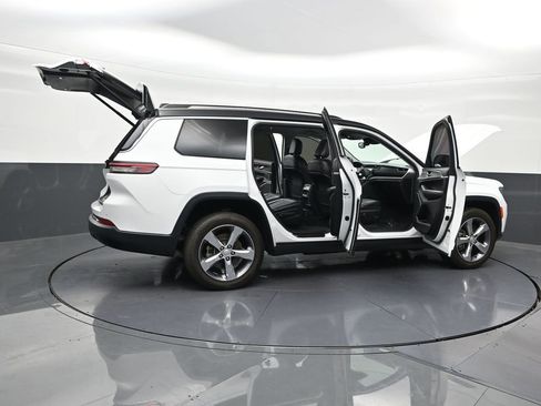 Used 2021 Jeep Grand Cherokee L Limited RWD image 32