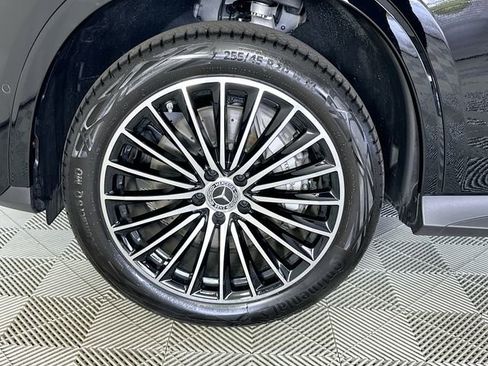 Used 2026 Mercedes-Benz GLC 300 image 30