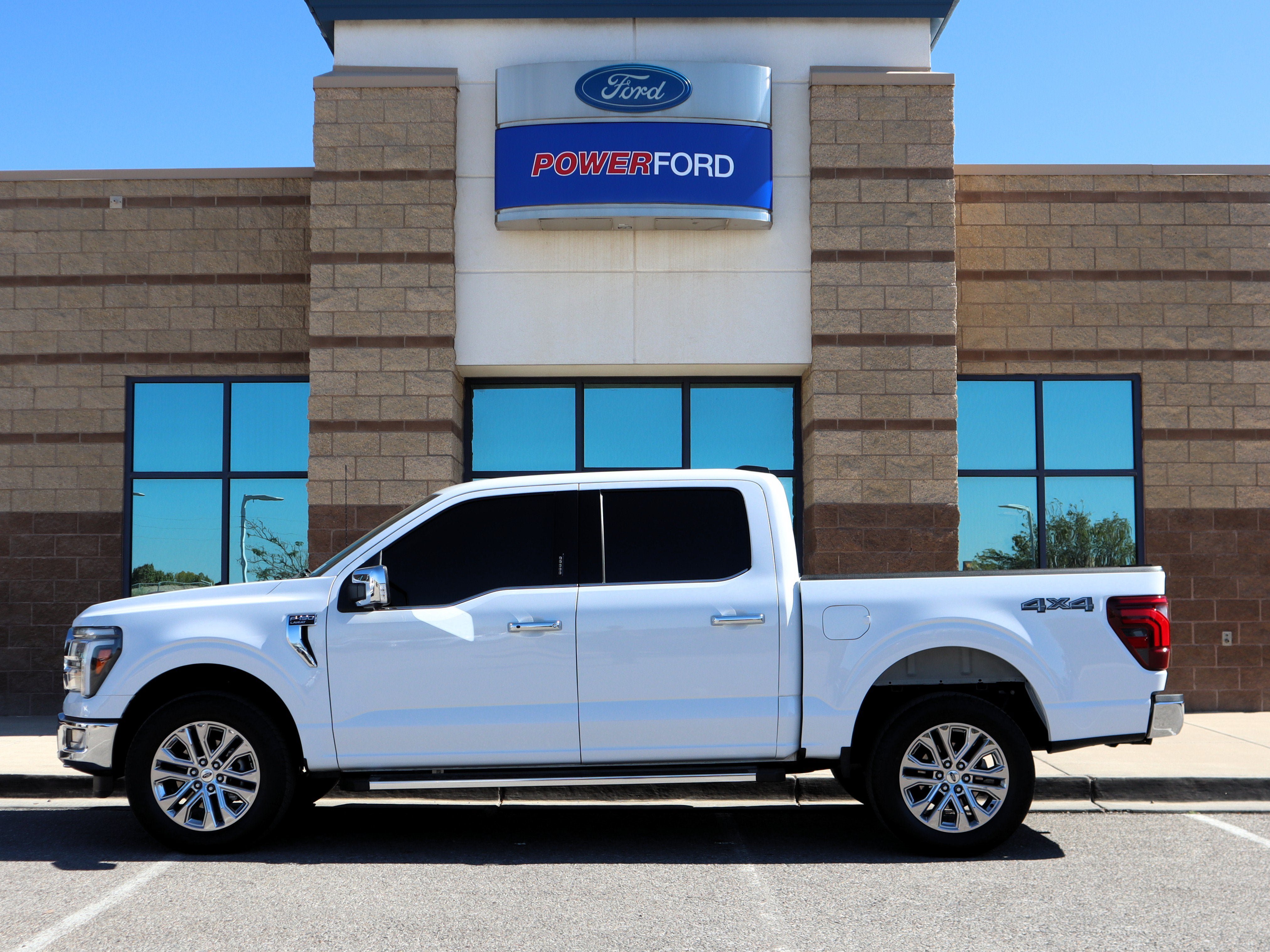 Used 2024 Ford F150 Lariat AWD/4WD image 9