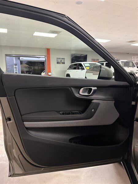 Used 2022 Polestar Polestar 2 w/ Plus Package AWD/4WD image 14