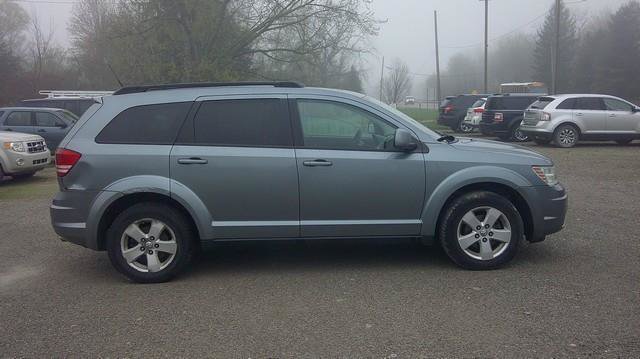 Used 2010 Dodge Journey SXT FWD image 12