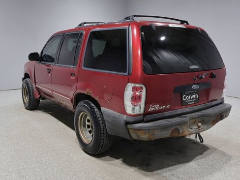Used 2000 Ford Explorer XL image 4