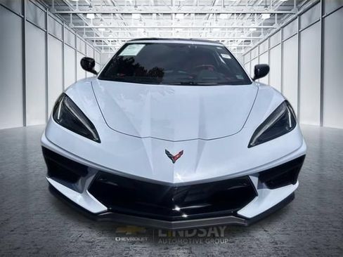Used 2023 Chevrolet Corvette Stingray Preferred Cpe w/ Z51 Performance Package RWD image 2