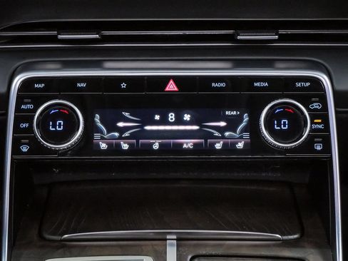Certified 2024 Genesis GV80 3.5T Advanced w/ Advanced Package AWD/4WD image 19