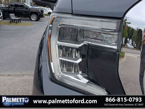 Used 2020 GMC Sierra 1500 SLT w/ SLT Premium Plus Package RWD image 10