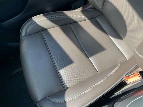 Used 2023 GMC Yukon Denali AWD/4WD image 33
