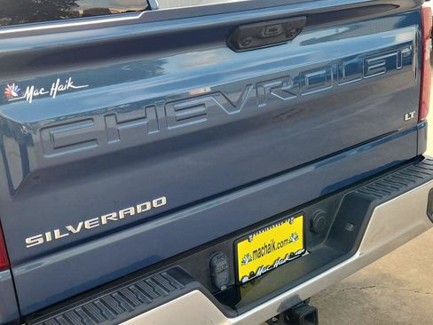 Used 2024 Chevrolet Silverado 1500 LT AWD/4WD image 29