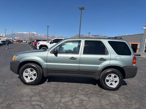 Used 2007 Ford Escape XLT image 14
