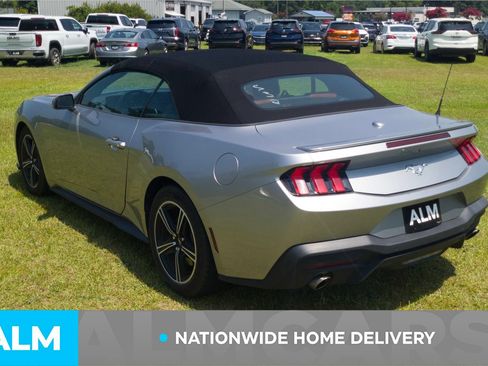 Used 2024 Ford Mustang Premium RWD image 5