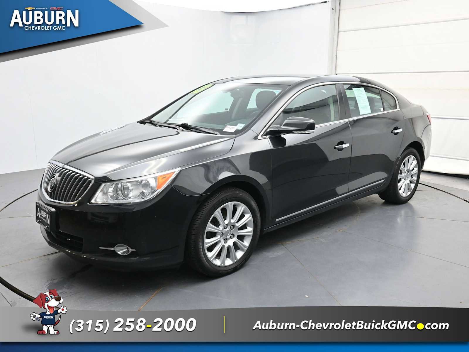 Used 2013 Buick LaCrosse Leather FWD image 2