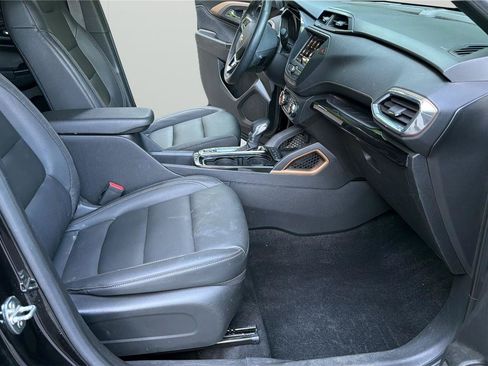 Used 2023 Chevrolet TrailBlazer ACTIV FWD image 14