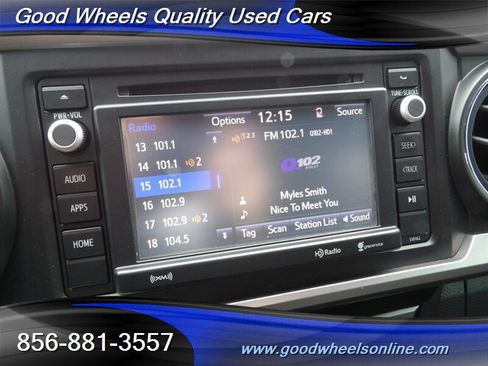 Used 2016 Toyota Tacoma TRD Sport image 18