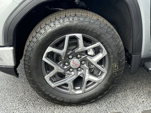 New 2026 GMC Sierra 1500 SLT w/ SLT Premium Plus Package image 17