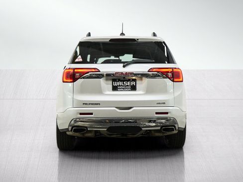 Used 2018 GMC Acadia Denali w/ Technology Package AWD/4WD image 4
