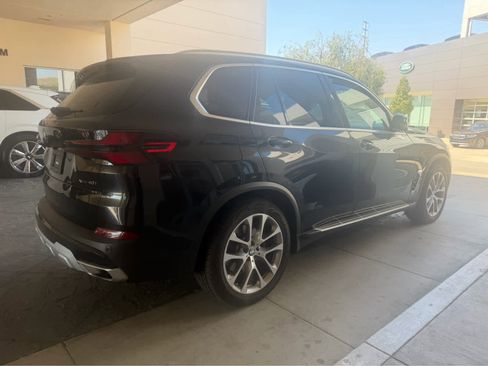Used 2024 BMW X5 xDrive40i image 4