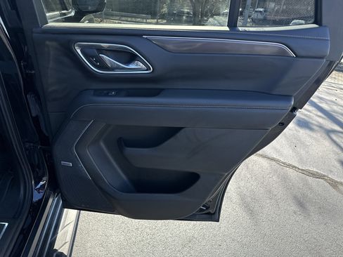 Used 2021 GMC Yukon AT4 w/ Rear Media and Nav Package image 18