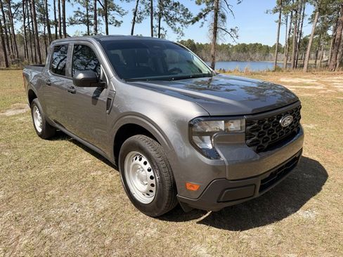 Used 2025 Ford Maverick XL image 7