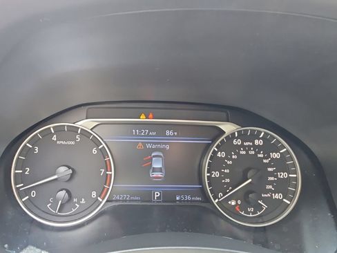 Used 2025 Nissan Altima 2.5 SV FWD image 17