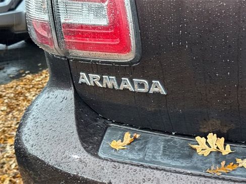 Used 2018 Nissan Armada SL image 7