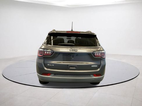 Certified 2020 Jeep Compass Latitude w/ Cold Weather Group image 5