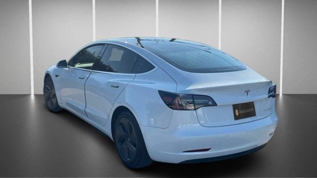Used 2020 Tesla Model 3 Long Range AWD/4WD image 10