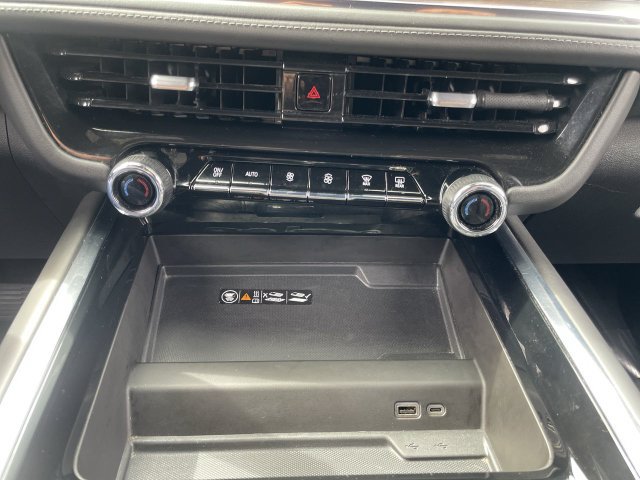 Certified 2025 Chevrolet Tahoe Z71 AWD/4WD image 21