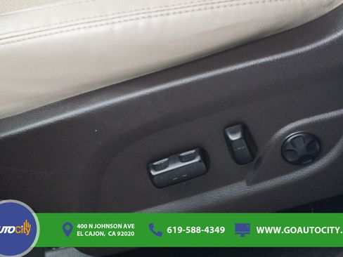 Used 2016 Hyundai Santa Fe Sport 2.0T AWD/4WD image 18