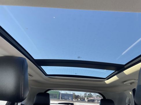 Used 2022 Ford Edge SEL w/ Convenience Package image 19