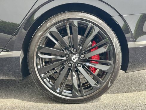 Used 2024 Bentley Flying Spur W12 image 15