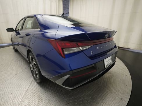 Used 2024 Hyundai Elantra Limited FWD image 34
