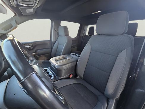 Used 2021 Chevrolet Silverado 1500 LT Trail Boss image 5