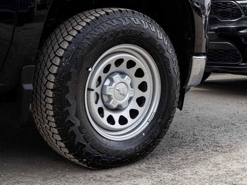 Used 2025 Chevrolet Silverado 1500 W/T w/ WT Safety Package image 9