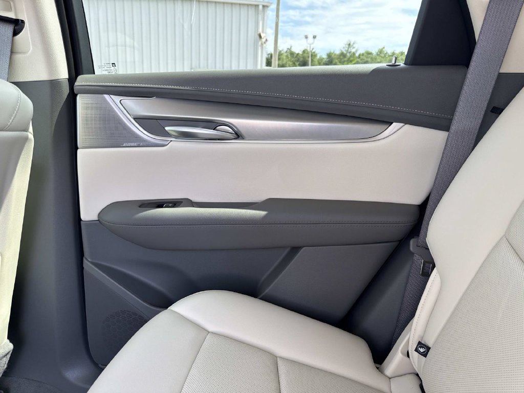 New 2026 Cadillac XT5 Premium Luxury w/ Driver Assist Package FWD image 15