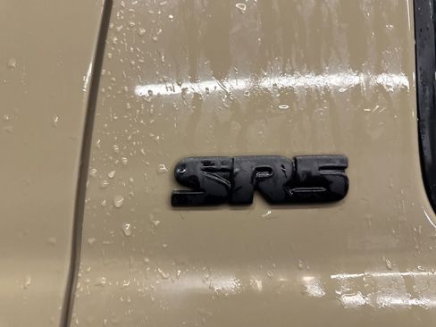 Used 2017 Toyota Tundra SR5 image 7