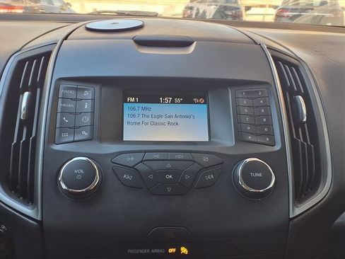 Used 2019 Ford Edge SE FWD image 14