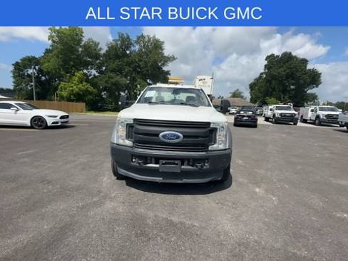 Used 2019 Ford F550 4x4 Regular Cab Super Duty image 2