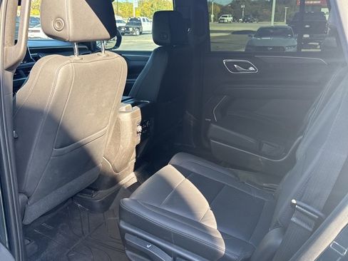 Used 2021 Chevrolet Tahoe Z71 w/ Luxury Package image 6