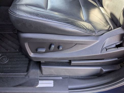 Used 2019 Chevrolet Tahoe LT image 13