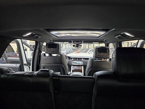 Used 2017 Land Rover Range Rover HSE AWD/4WD image 14