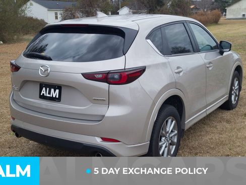 Used 2024 MAZDA CX-5 AWD 2.5 S w/ Select Package image 4