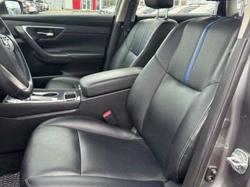 Used 2018 Nissan Altima 2.5 SR w/ SR Special Edition FWD image 9