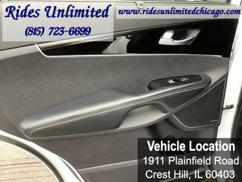 Used 2017 Kia Sorento SX image 28