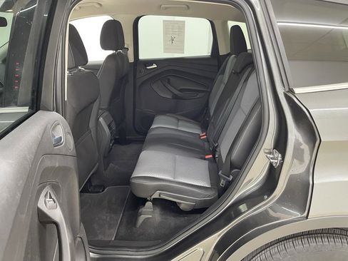 Used 2017 Ford Escape SE w/ Equipment Group 201A image 16